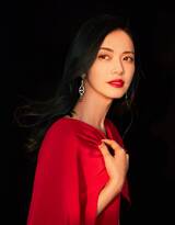 婷婷五色,探索色彩与智慧的奇幻之旅,解谜游戏中的视觉盛宴-2