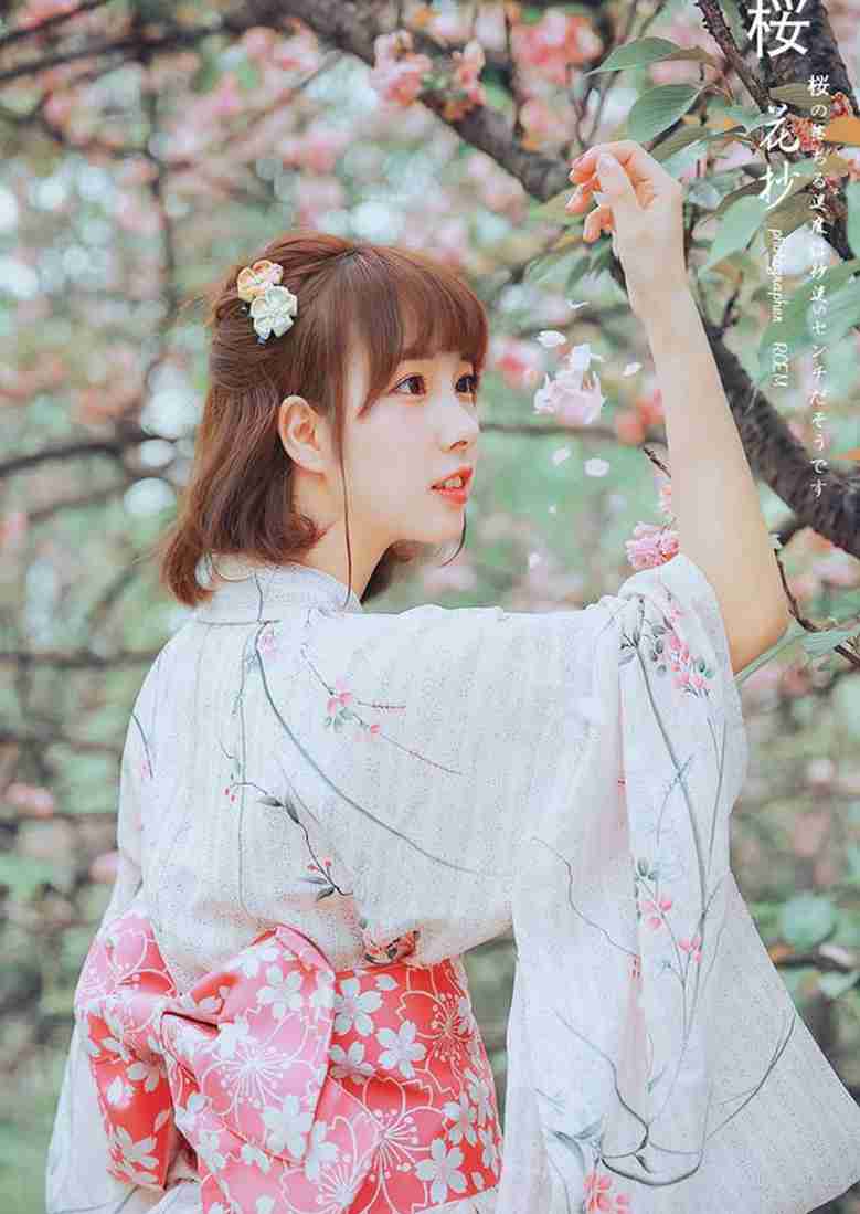 翁莹情乱第全部篇小莹的背景故事,破碎的心灵,孤独的灵魂,情感深渊的恐怖回响-2