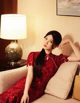 丰满少妇在厨房激情,平凡厨房里的非凡激情：一位少妇如何用爱点燃家庭与社区的温暖-4